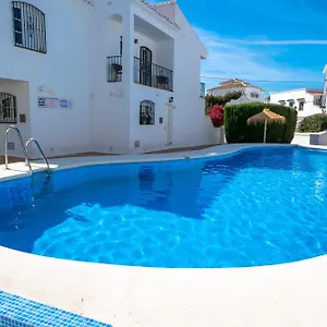 https://los-pinos-19-menyber.1costadelsol.com